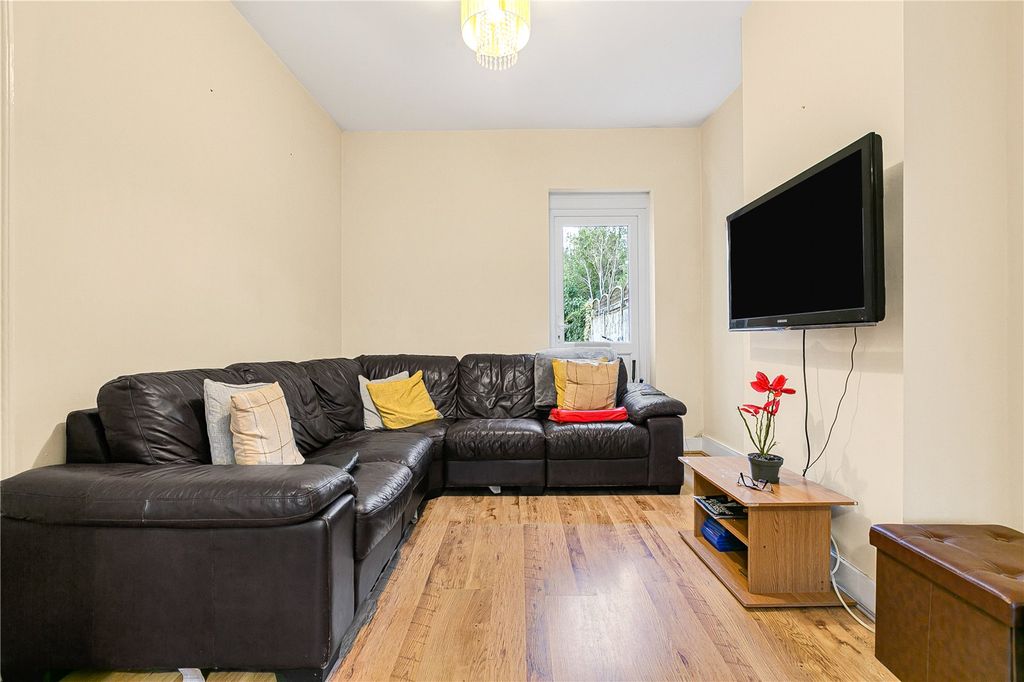 Property photo 2 of 20 Reception Room