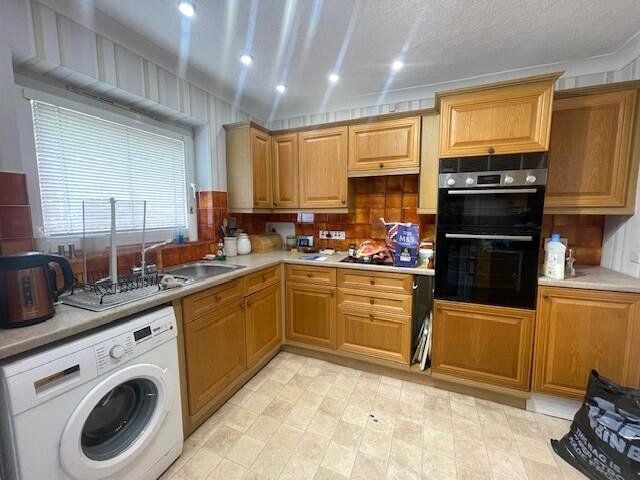 Property photo 2 of 10 Picture No. 14