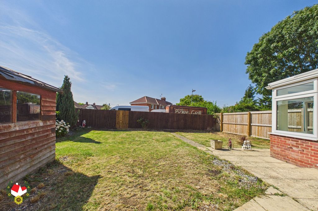 Property photo 3 of 14
