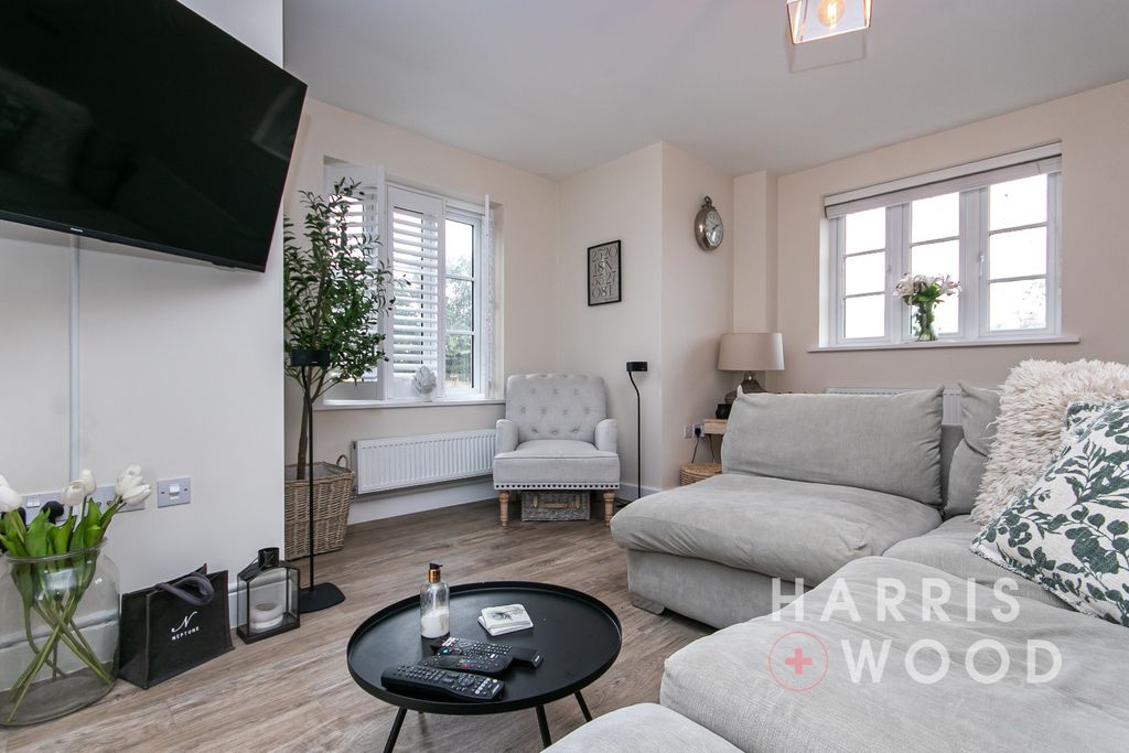 Property photo 3 of 24 4280853