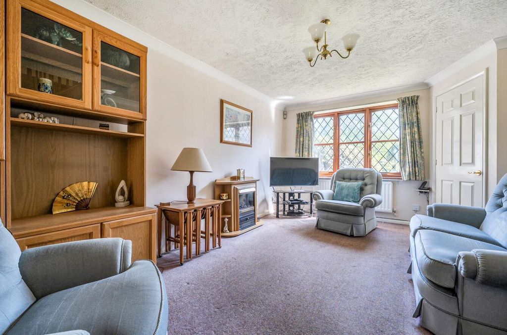 Property photo 2 of 18