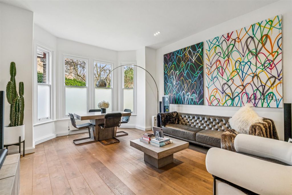 Property photo 2 of 17 Grosvenor Road, W4 - For Sale