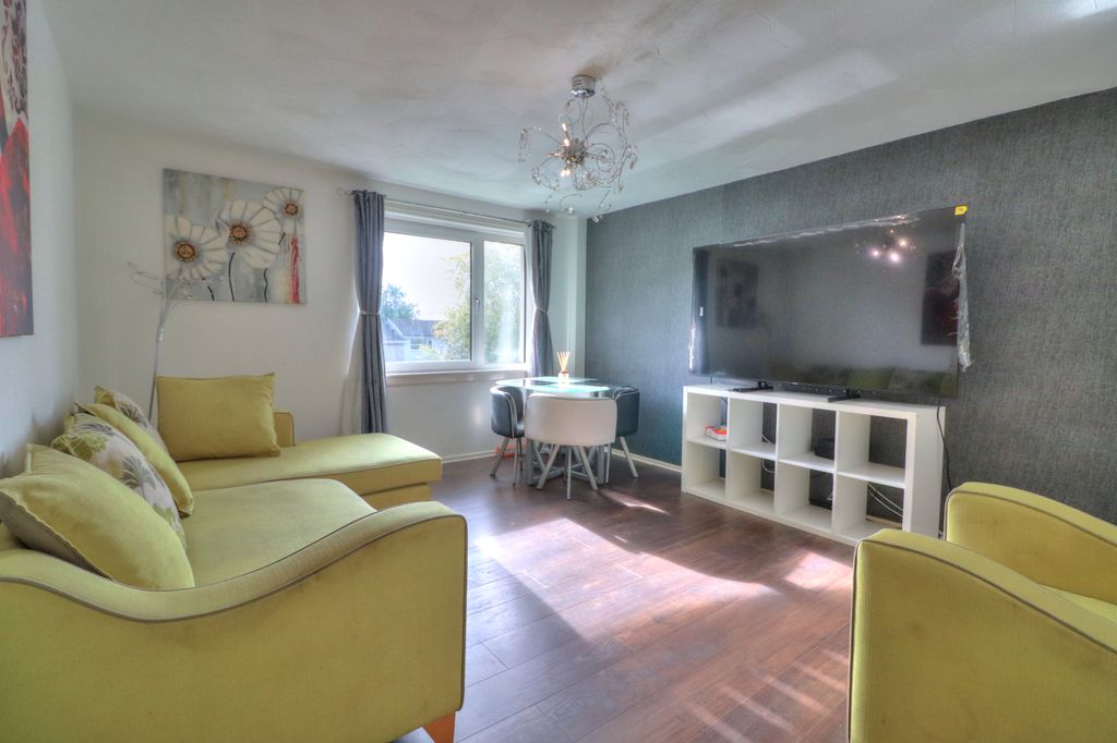 Property photo 3 of 15 Img_8923_4_5