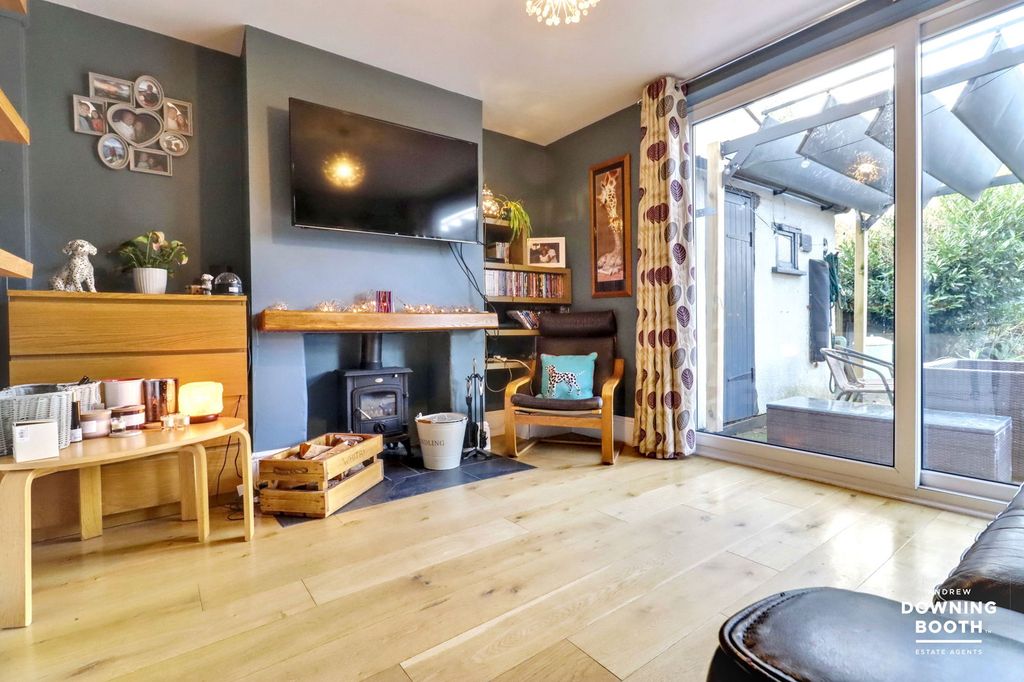 Property photo 3 of 29