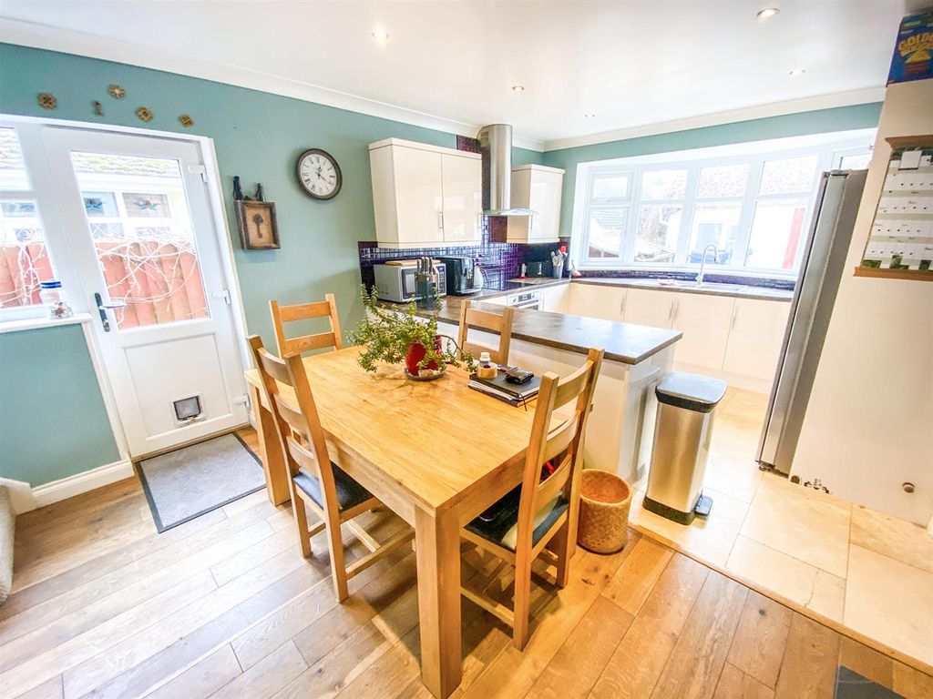 Property photo 2 of 18 Img_8781.Jpg