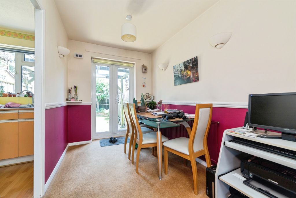 Property photo 3 of 16