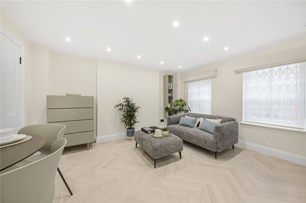 Property photo 1 of 9 Reception Room