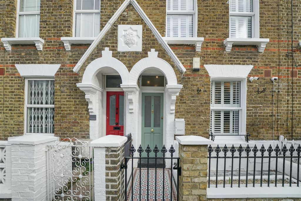 Property photo 1 of 16 Exterior Of Building & Street