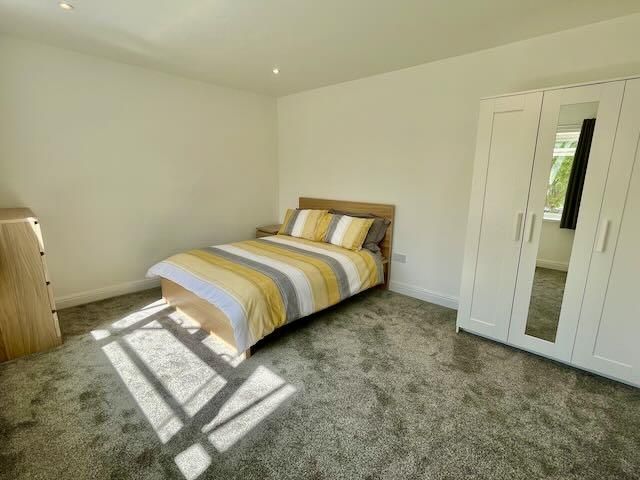 Property photo 2 of 5 Room1