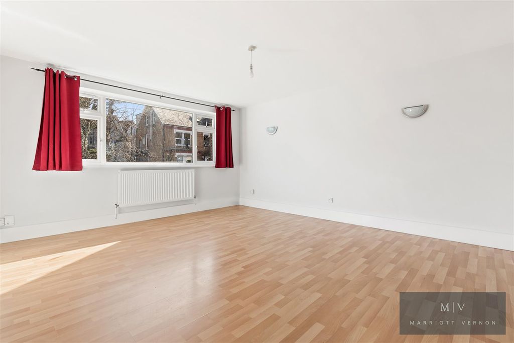 Property photo 3 of 11 Lynne Court 5 MV-1.Jpg