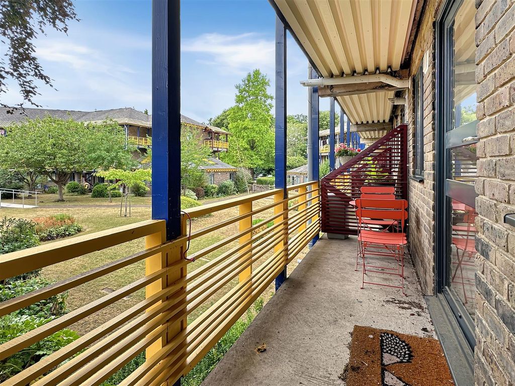 Property photo 3 of 11 Img (10).Jpg