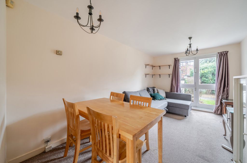 Property photo 3 of 12 1410963-14-698c5F...