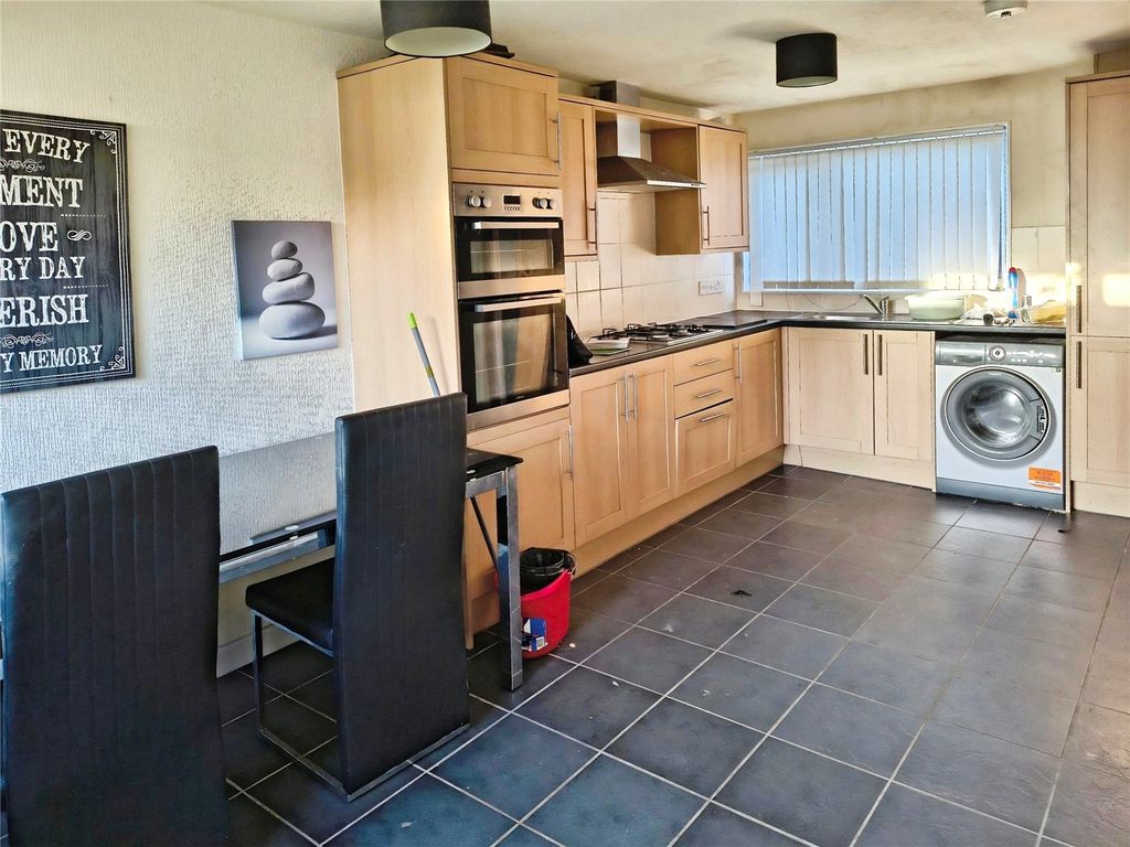 Property photo 3 of 9 Kitchen/Diner