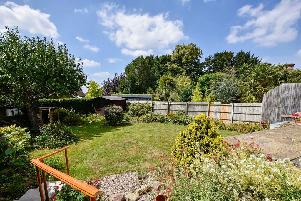 Property photo 3 of 31