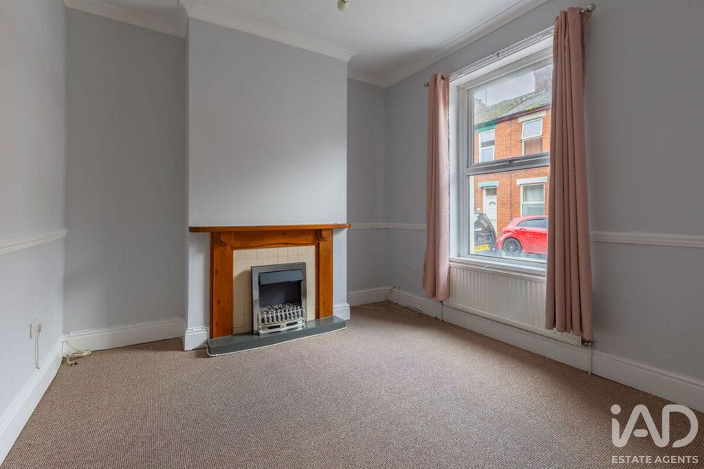 Property photo 3 of 19