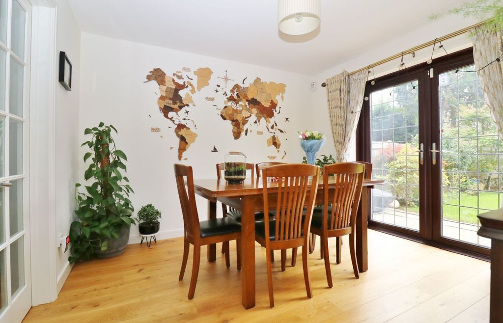 Property photo 3 of 22