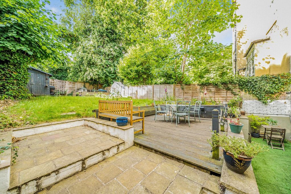 Property photo 3 of 14 Picture No. 11