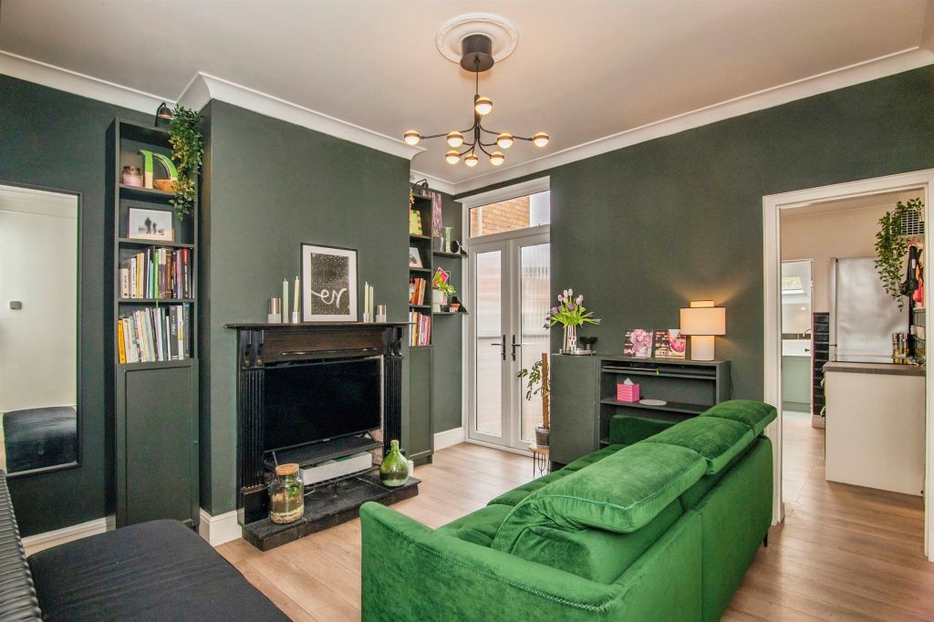 Property photo 3 of 20