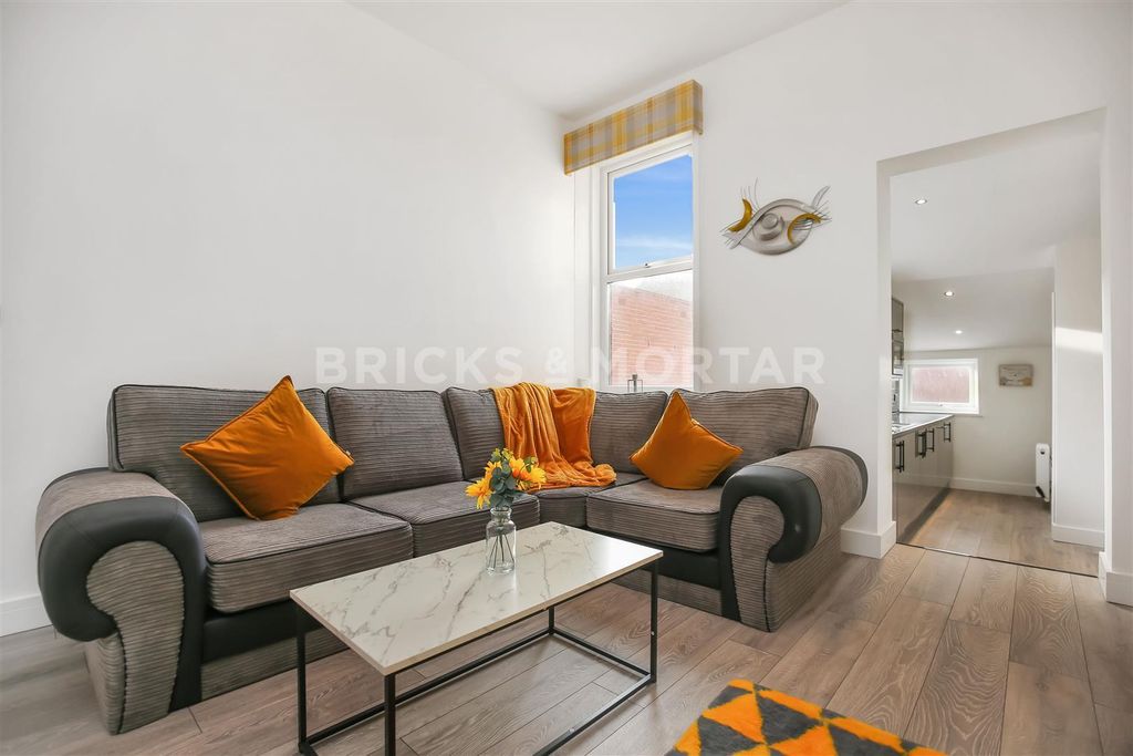 Property photo 3 of 13 Oxkon01Mzeqws3Cbu8Rvqw.Jpg