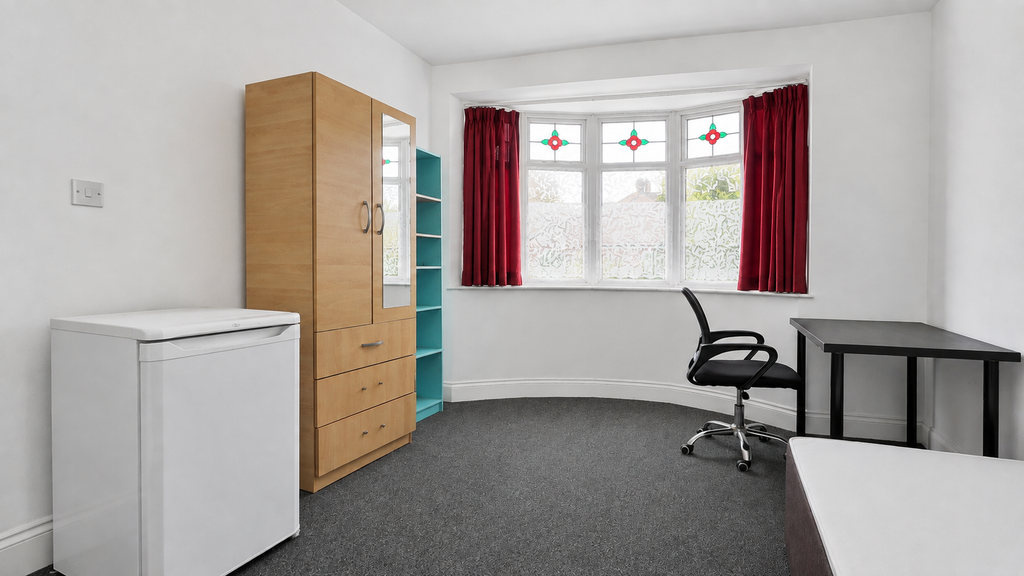 Property photo 1 of 5