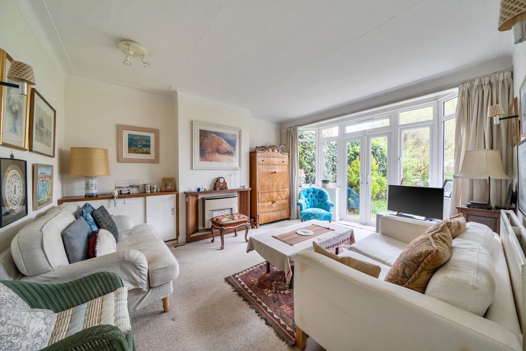 Property photo 2 of 37 Reception