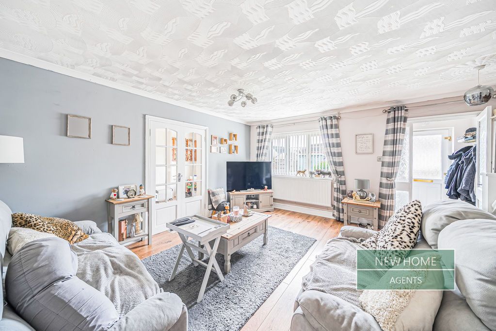 Property photo 2 of 20 Photo 12