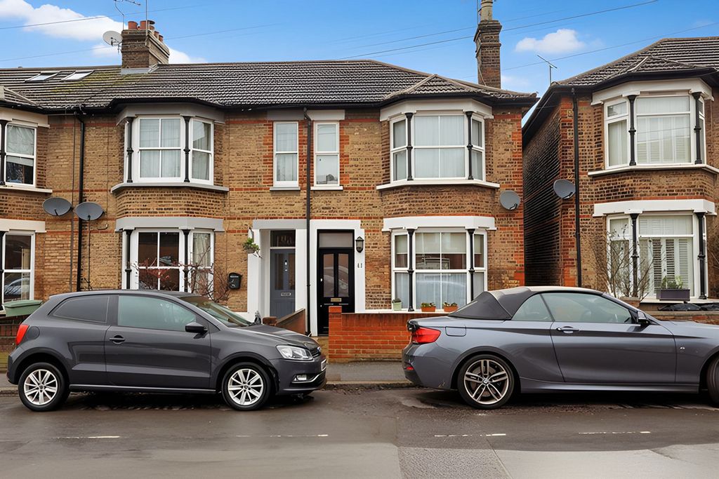 Property photo 1 of 27