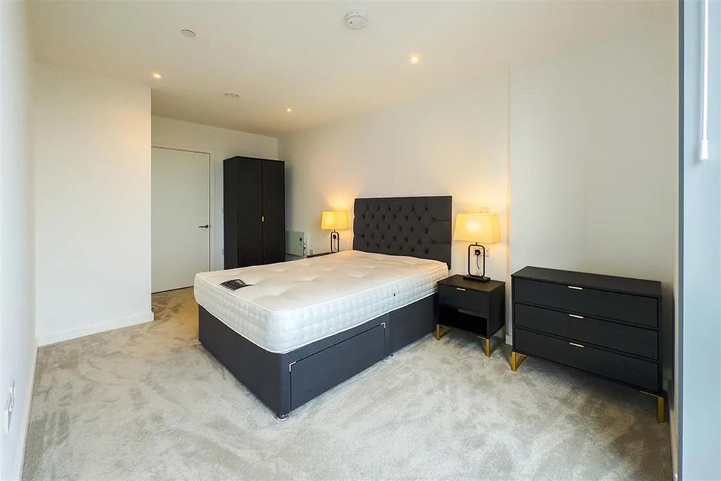 Property photo 3 of 8 895E8Fdbdb263Ecff4427544c98E24915Cafc0Df.Png