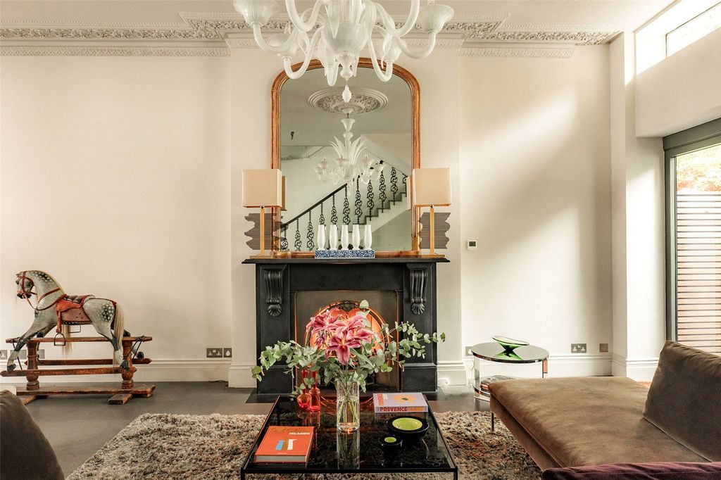 Property photo 3 of 26 Picture 3