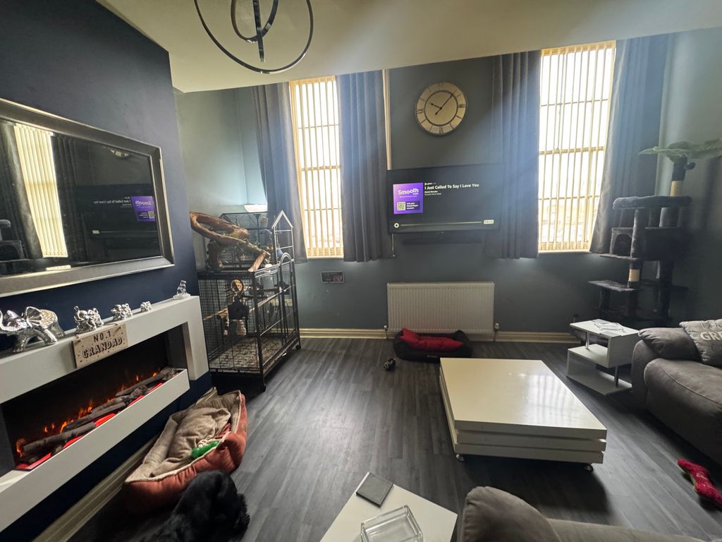 Property photo 3 of 7