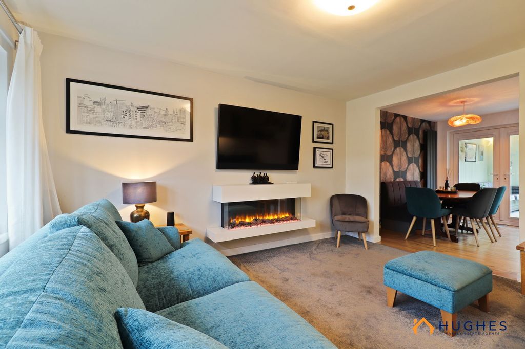 Property photo 2 of 39