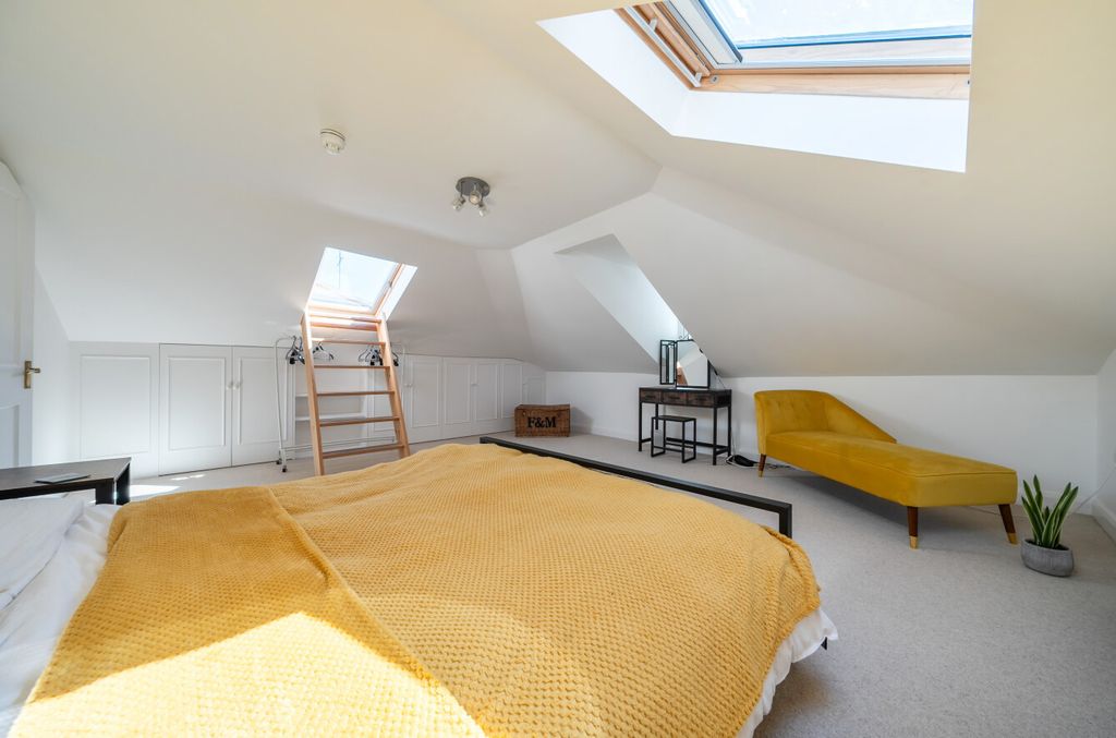 Additional image 6 of 3 bed flat to rentMarine Parade, Worthing, West Sussex BN11