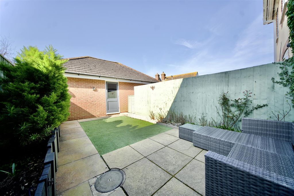 Property photo 3 of 12 Dsc02069.Jpeg