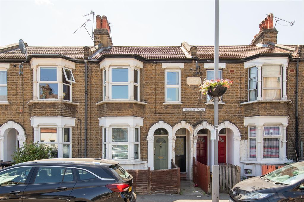 Property photo 1 of 23 Francis Road, E10