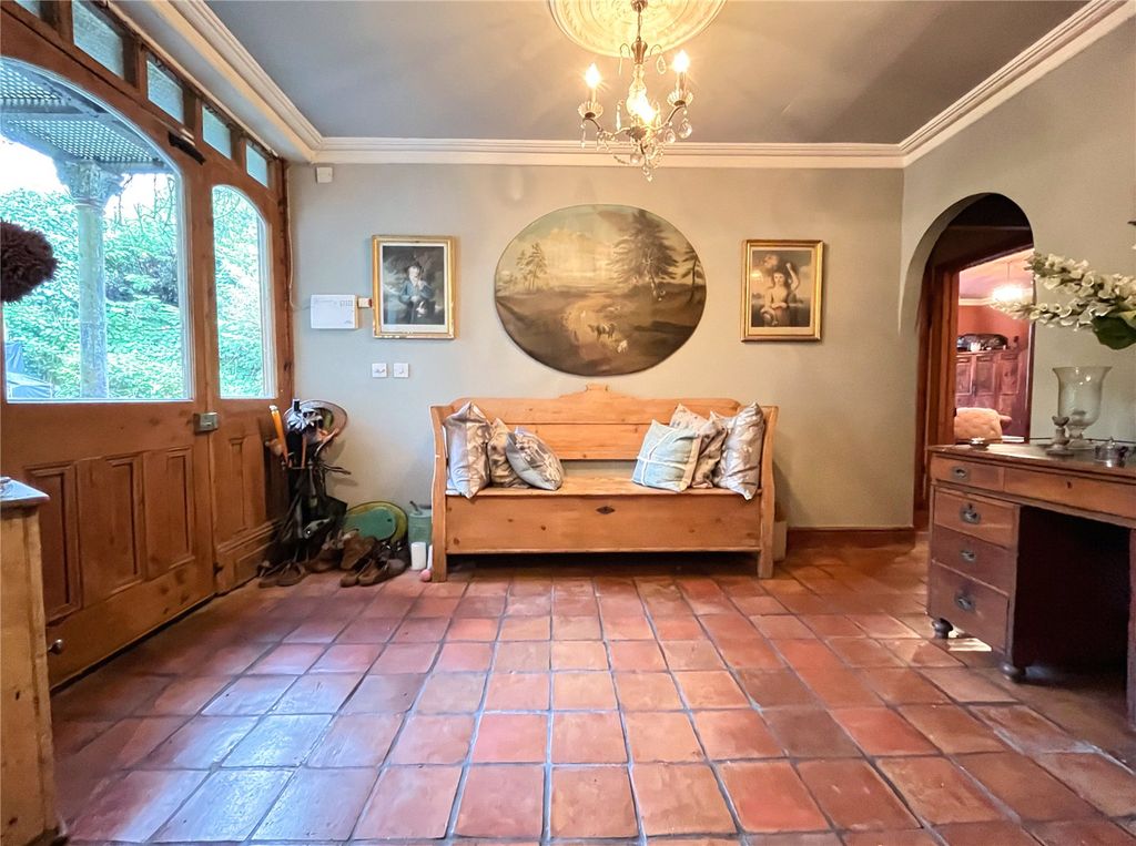 Property photo 3 of 25 Hall