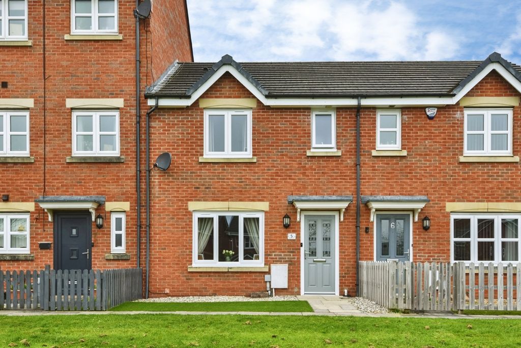 Property photo 1 of 19 Pbox-Img.Jpg