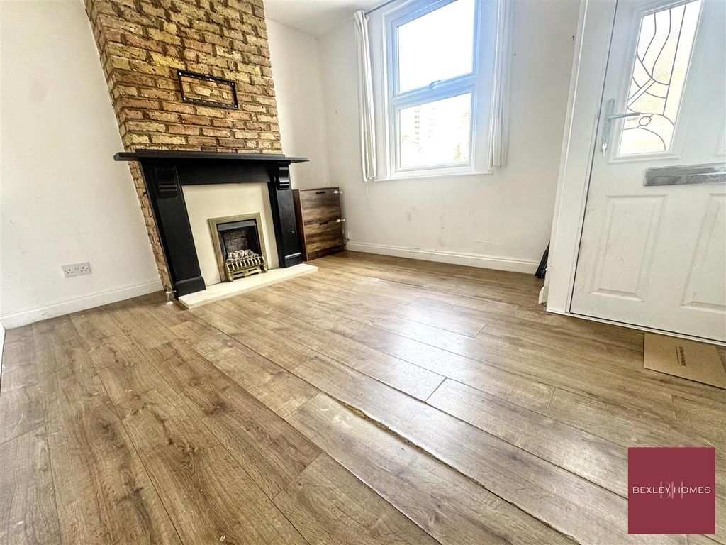 Property photo 3 of 10 Img_3814.Jpg