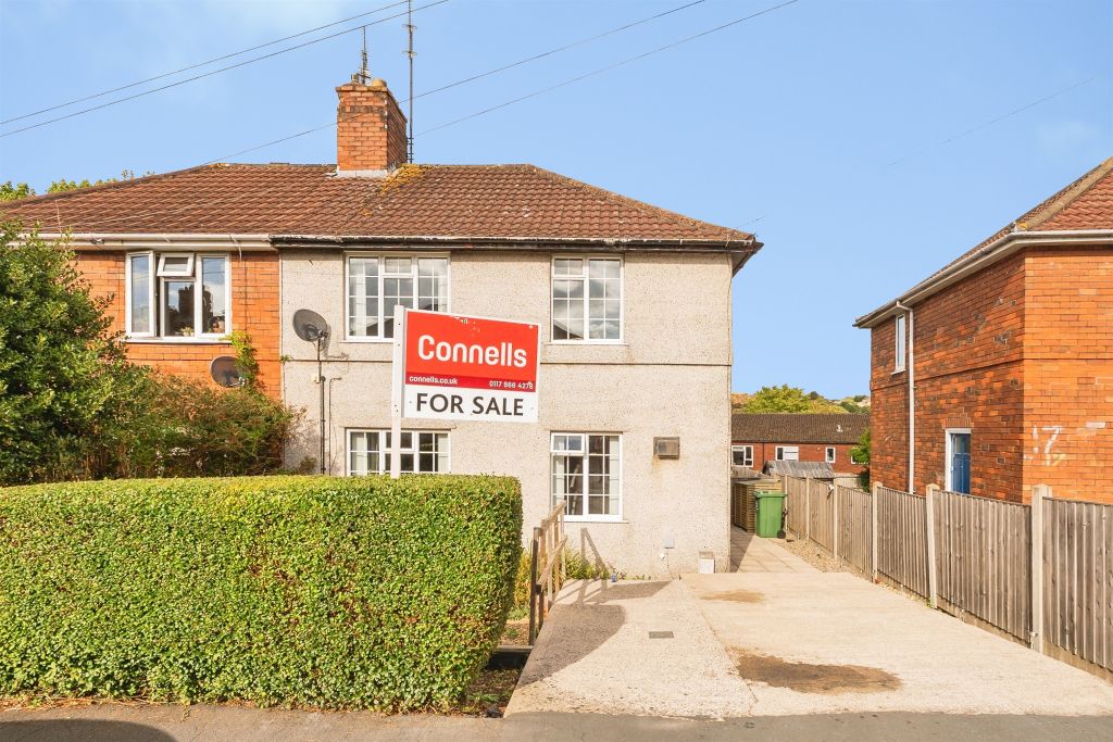 Property photo 1 of 32