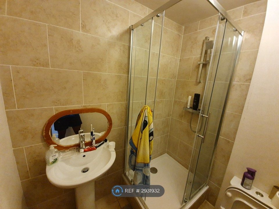 Property photo 3 of 21 Downstair Bathroom