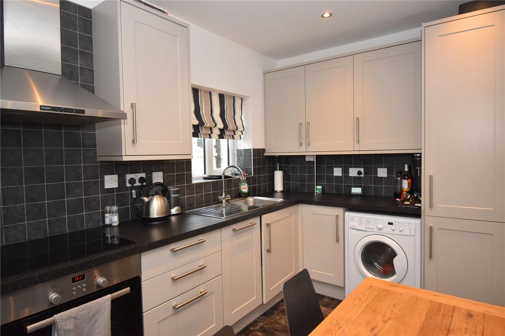 Property photo 2 of 8 Picture No. 07