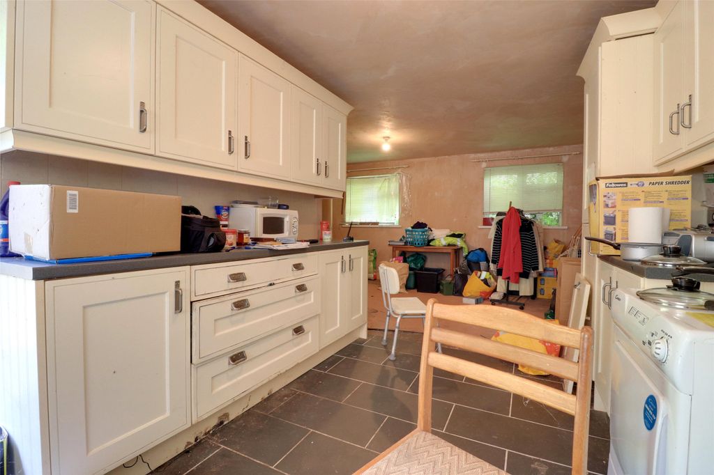 Property photo 2 of 17 Picture No. 05