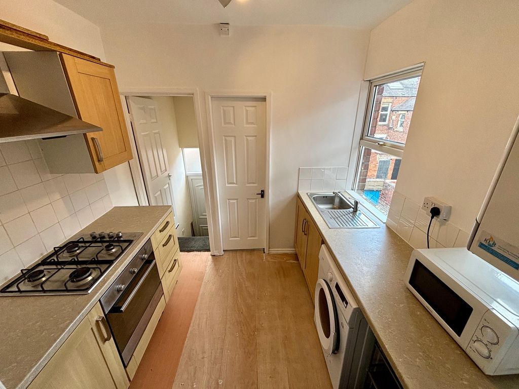 Property photo 3 of 9
