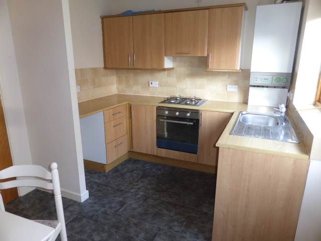 Property photo 2 of 10 Kitchen