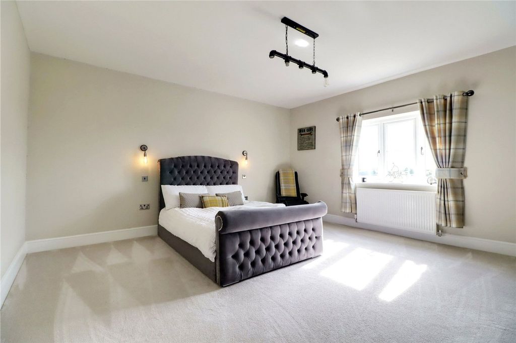 Additional image 22 of 9 bed detached house for saleCrowle, Scunthorpe DN17