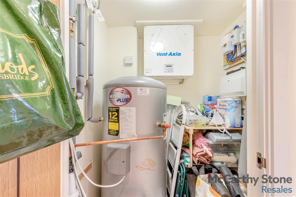 Additional image 9 of 2 bed flat for saleLe Jardin, 20-22 Station Road, Letchworth, Hertfordshire SG6