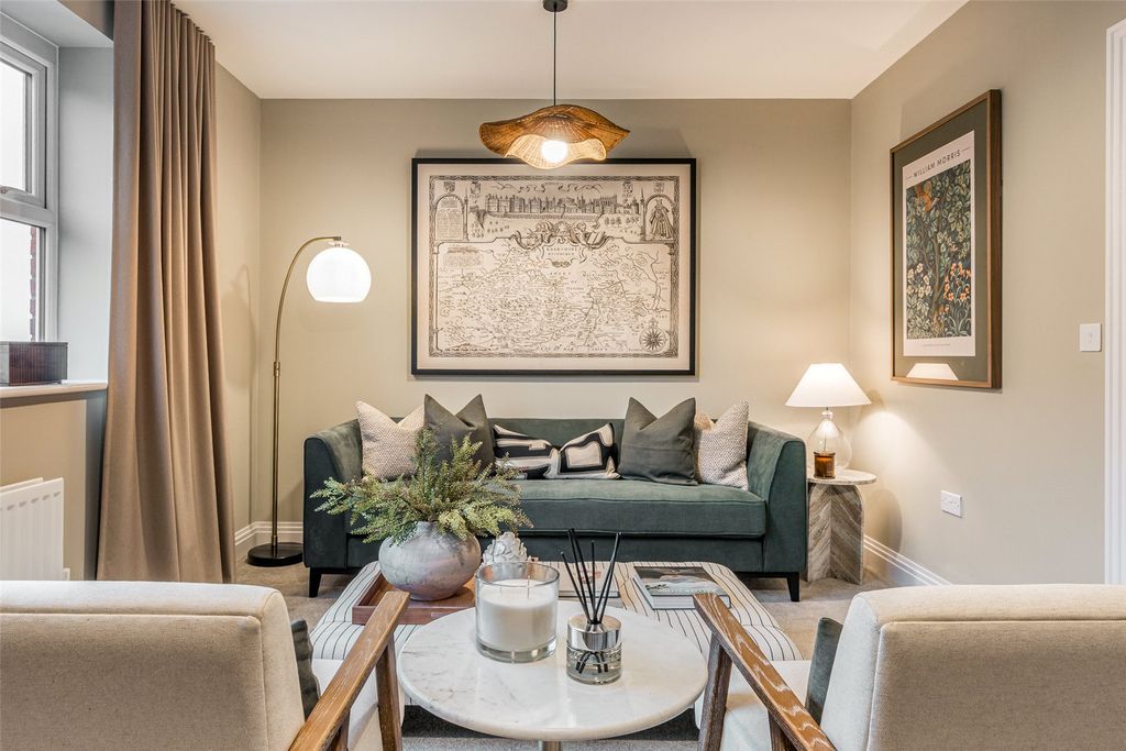 Property photo 3 of 9 Living Area