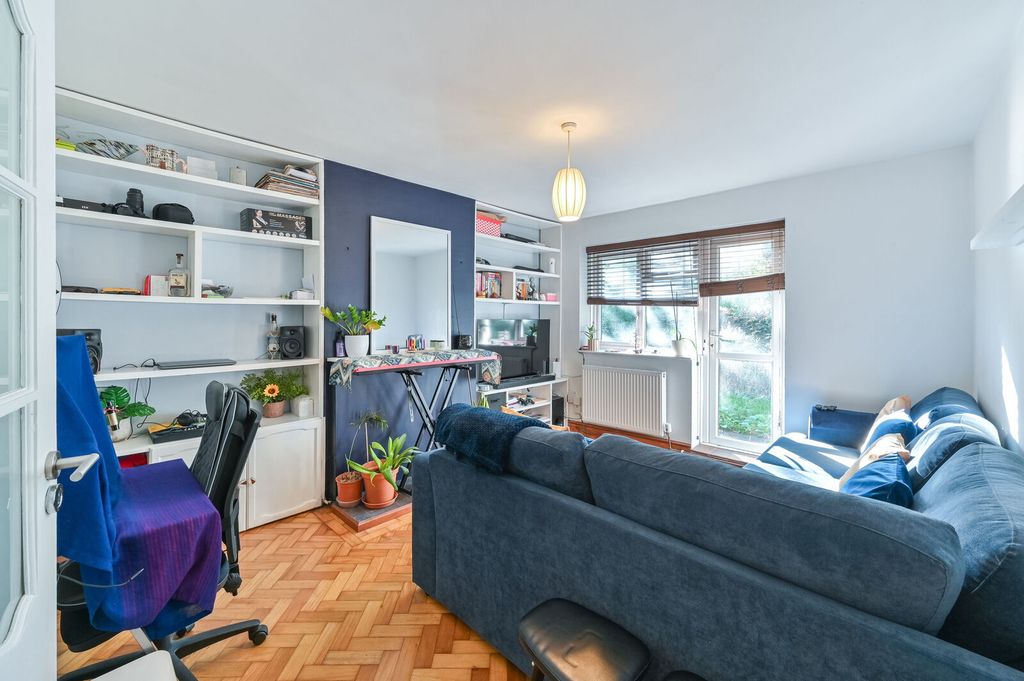 Property photo 2 of 15
