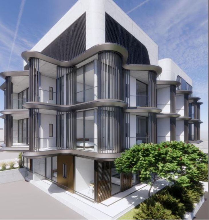 Property photo 1 of 5 Side View - Artist