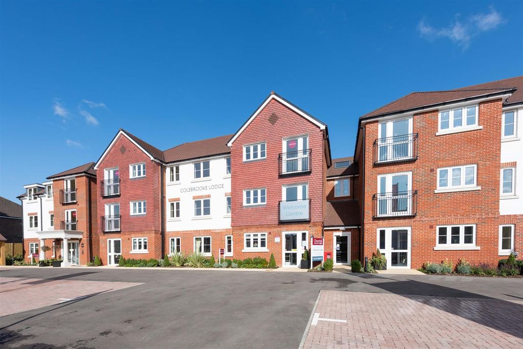 Additional image 12 of 1 bed property for saleColebrooke Lodge, Prices Lane, Reigate RH2