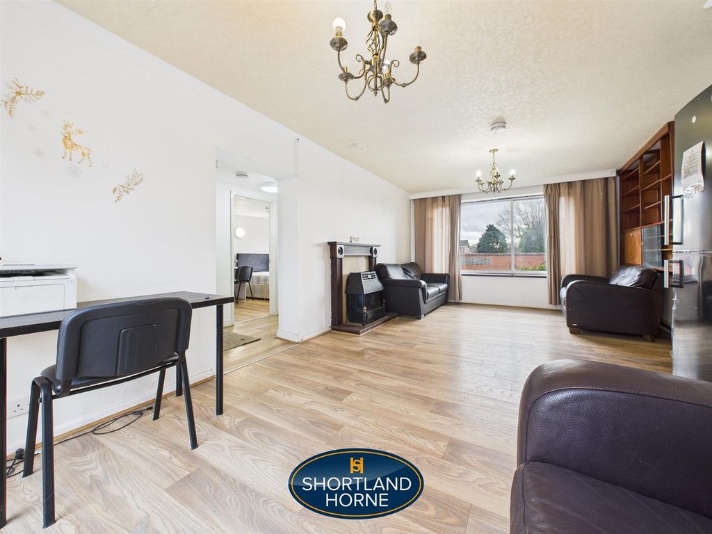 Property photo 3 of 22 Cam04377G0-Pr0049-Still004.Jpg